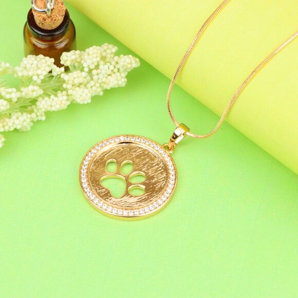 "Rose Gold Circle Pendant with Paw Print Cutout and Stone Border, XPPT1242 - Picture 4 of 10